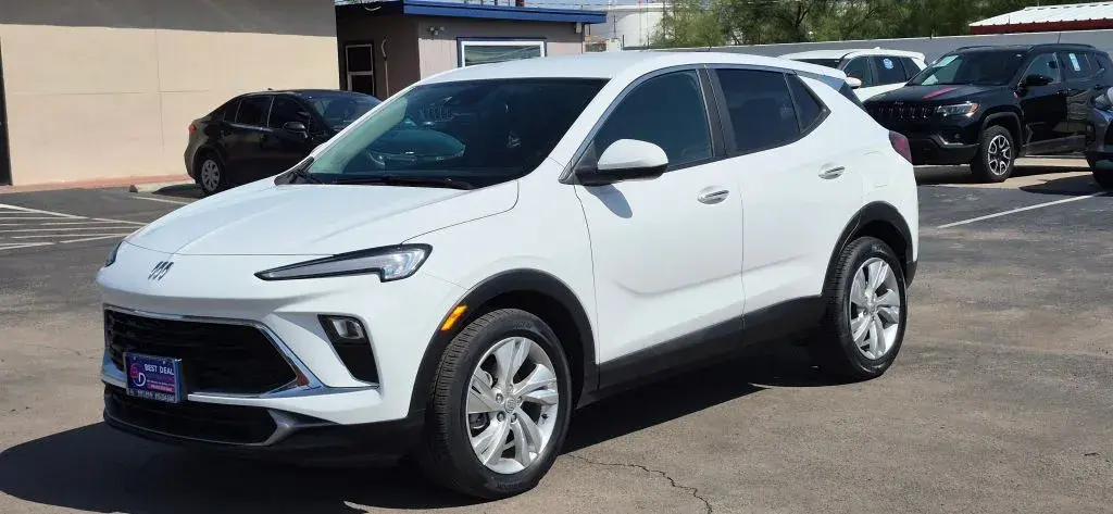 Vehicle Image 2