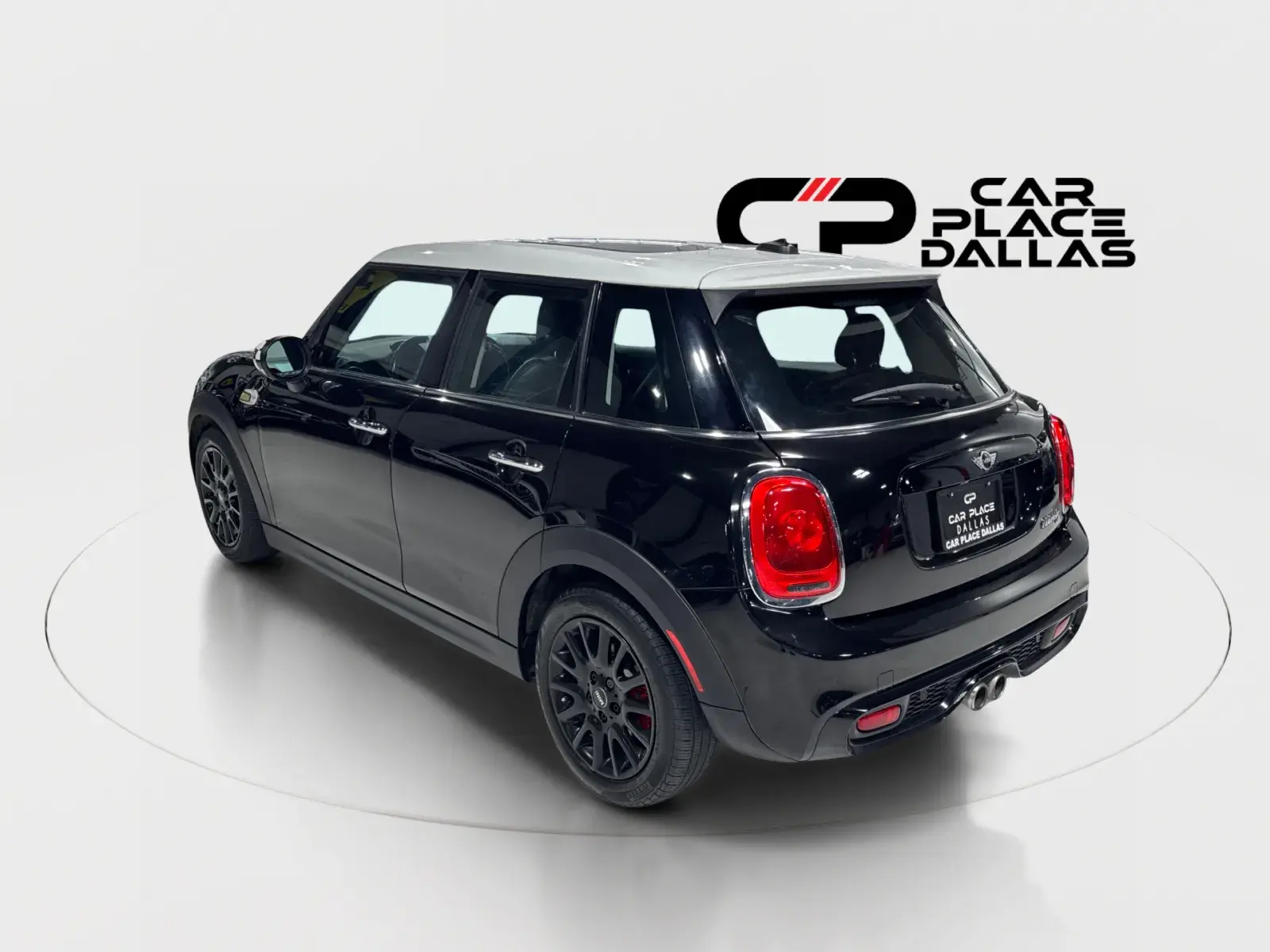 2018 MINI Cooper S 4 Door photo 5