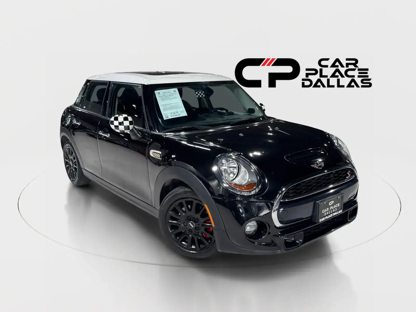 2018 MINI Cooper S 4 Door's photo