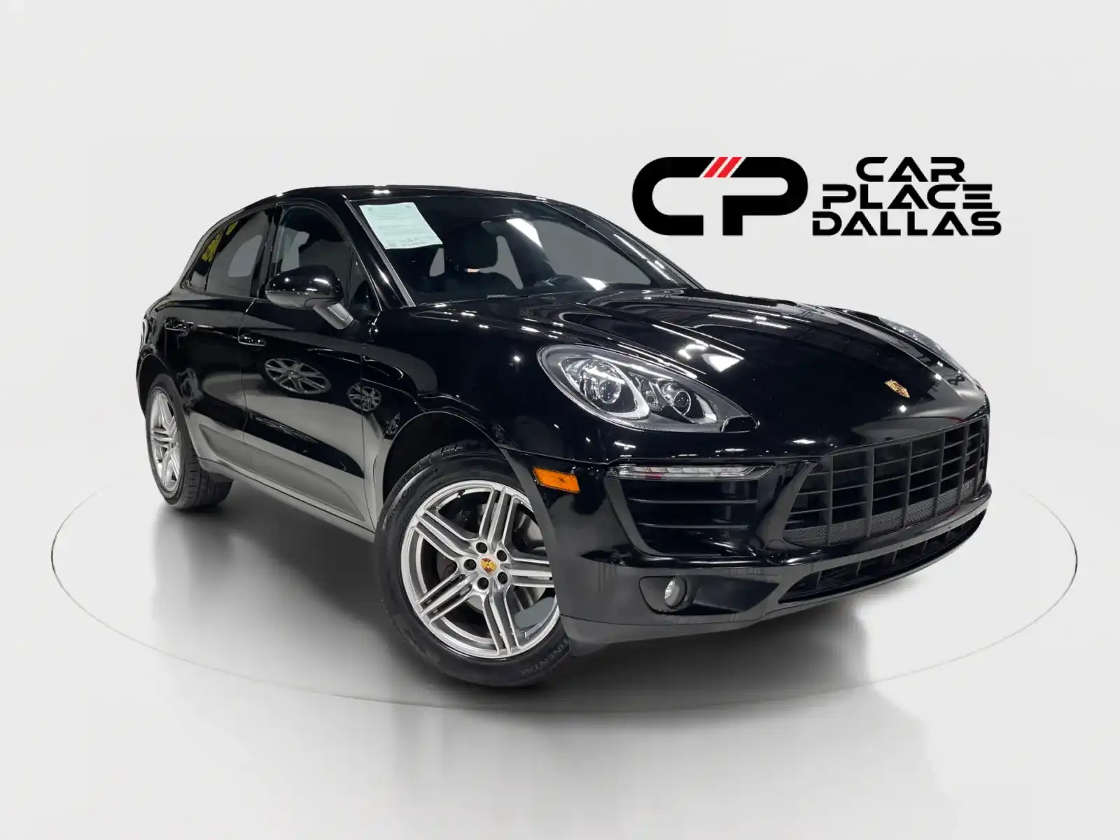 2017 Porsche Macan Base's photo