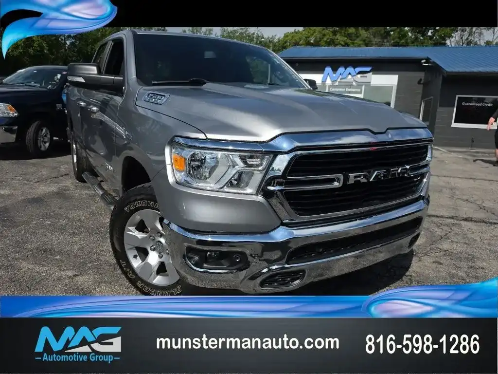 2019 RAM 1500 Big Horn/Lone Star 4x4 Quad Cab 6'4's photo