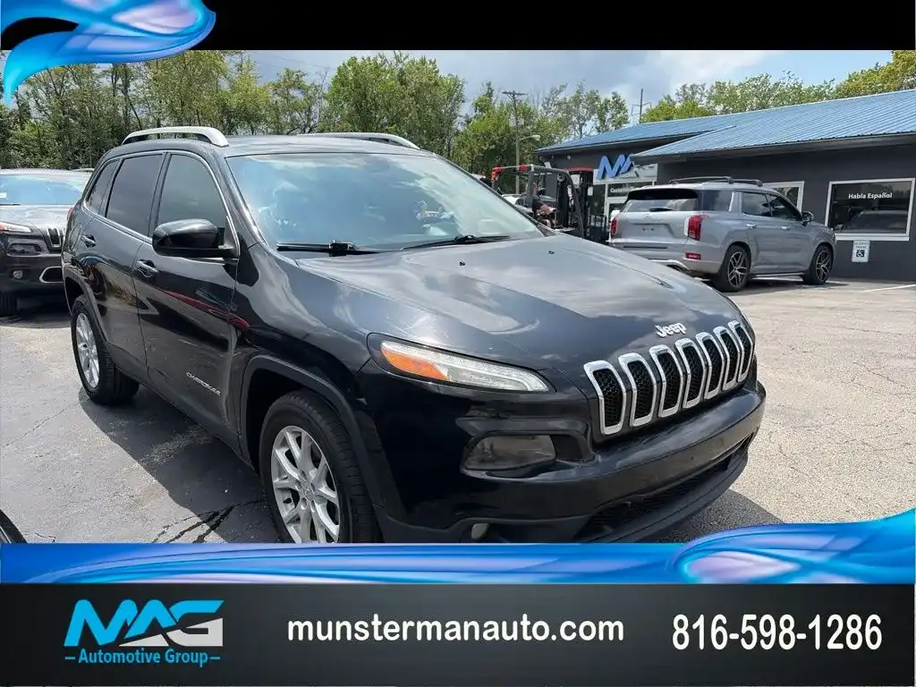 2016 Jeep Cherokee Latitude's photo