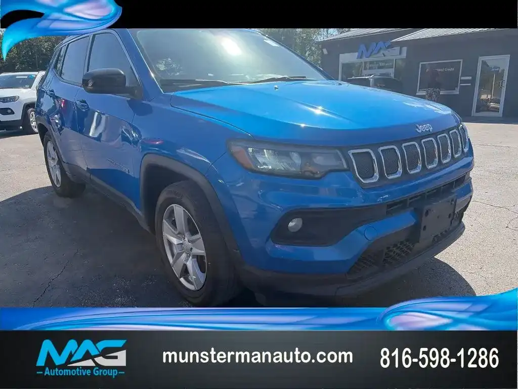 2022 Jeep Compass Latitude's photo