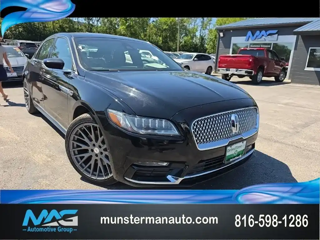 2017 Lincoln Continental Reserve AWD's photo