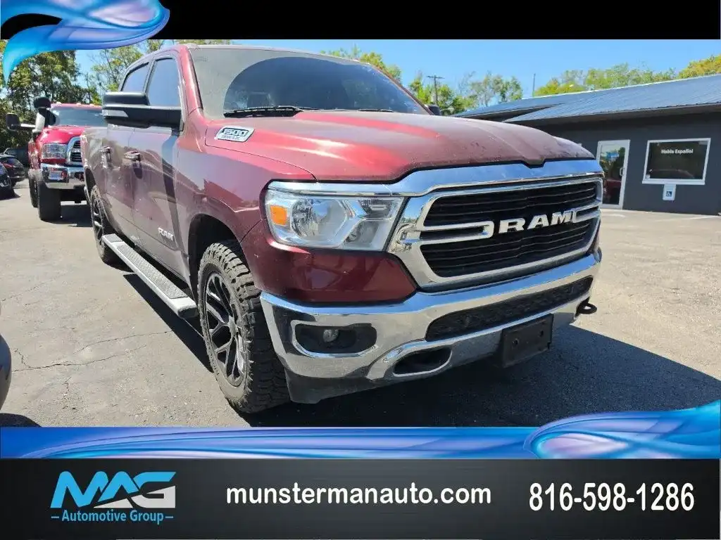 2019 RAM 1500 Big Horn/Lone Star 4WD Crew Cab 5'7's photo