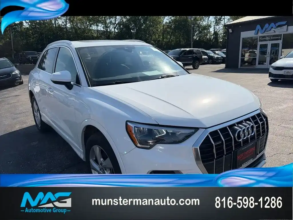 2020 Audi Q3 45 TFSI Premium quattro's photo