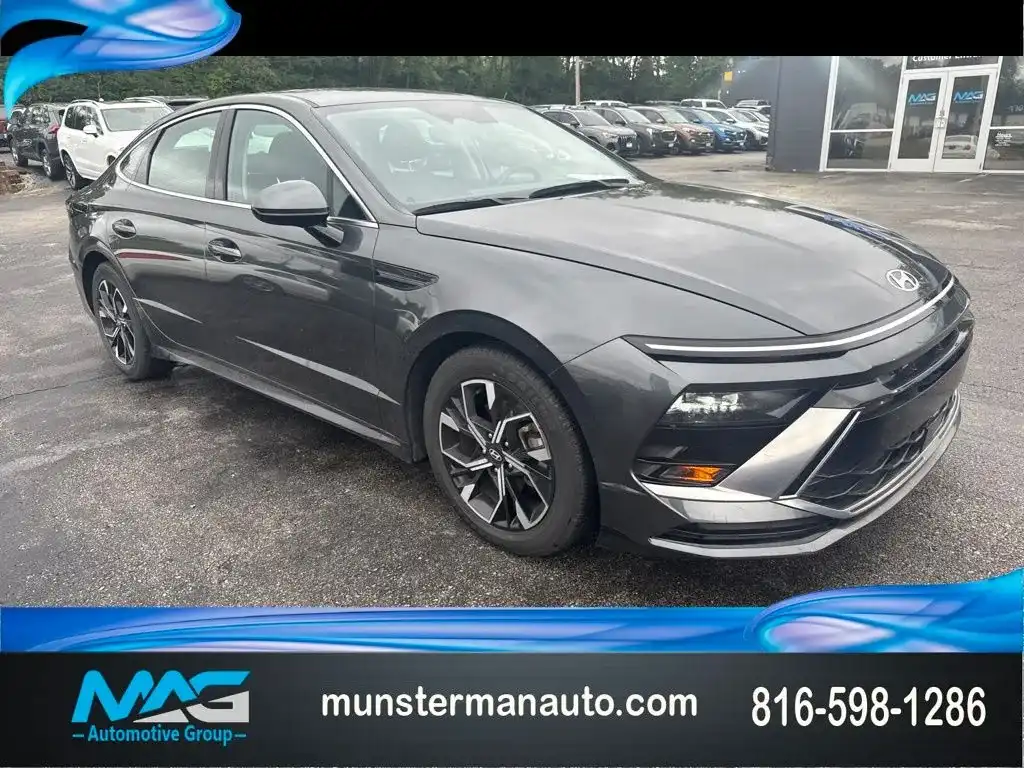 2025 Hyundai Sonata SEL's photo
