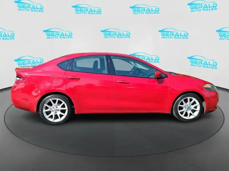 2013 Dodge Dart 2.0 SXT photo 5