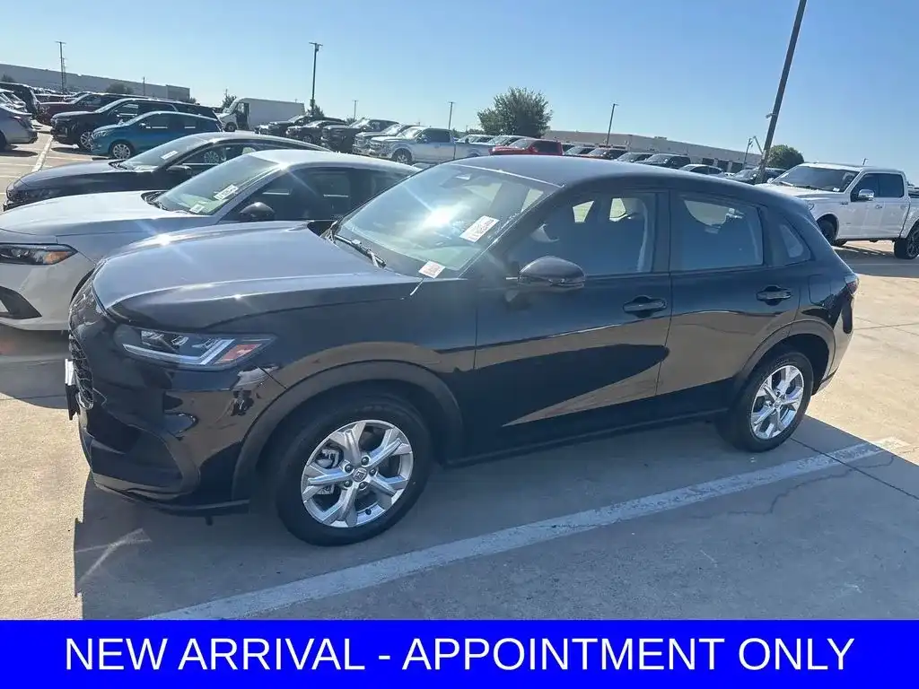 2023 Honda HR-V LX AWD's photo