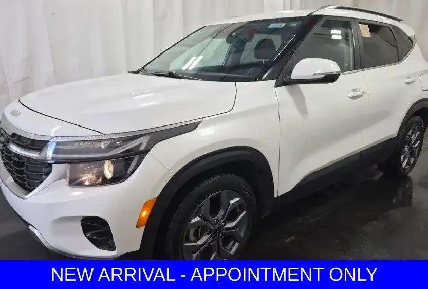2024 Kia Seltos 2.0 S FWD's photo