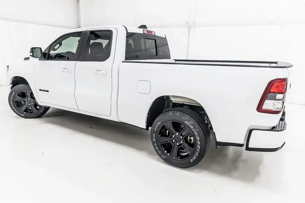 2022 RAM 1500 Big Horn/Lone Star Quad Cab 6'4 photo 4