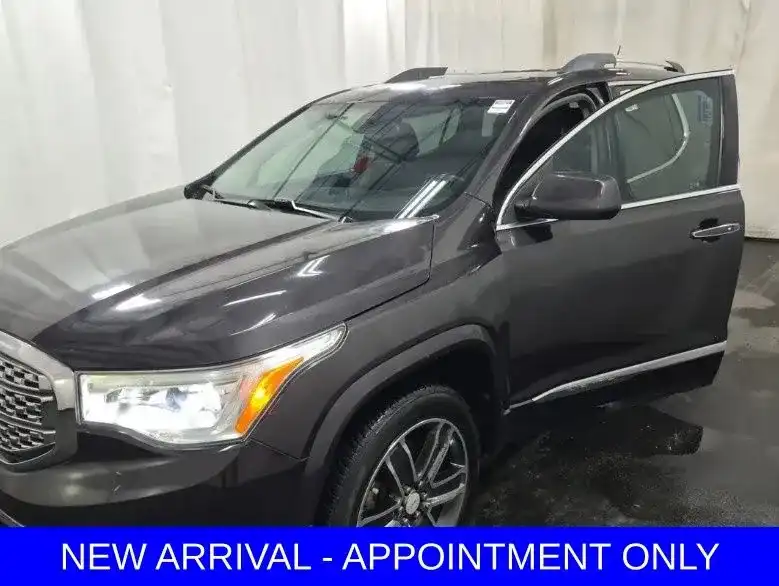 2019 GMC Acadia Denali FWD's photo