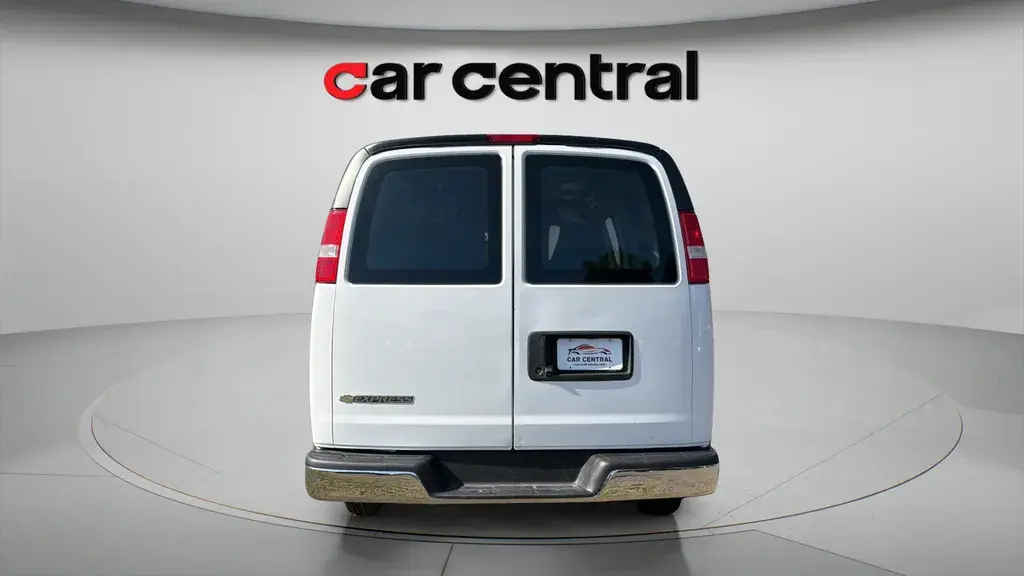 2021 Chevrolet Express 2500 Work Van HD photo 4