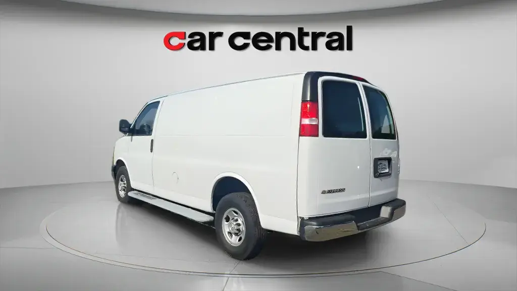 2021 Chevrolet Express 2500 Work Van HD photo 3