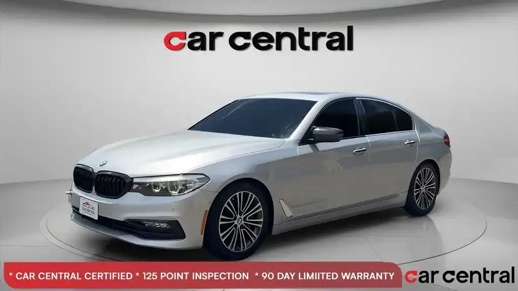 2017 BMW 5 Series 530i xDrive Sedan's photo