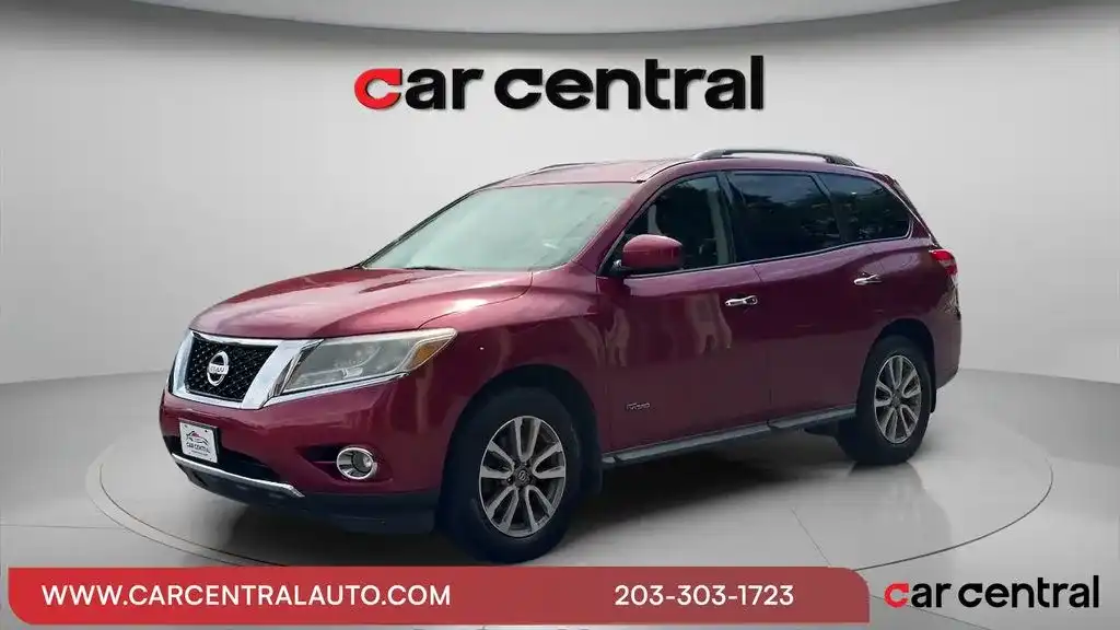 2014 Nissan Pathfinder Hybrid SV 4WD Hybrid's photo