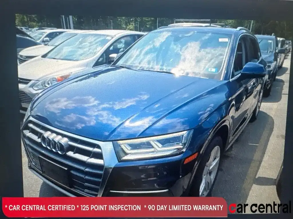 2019 Audi Q5 2.0T quattro S tronic Premium Plus's photo