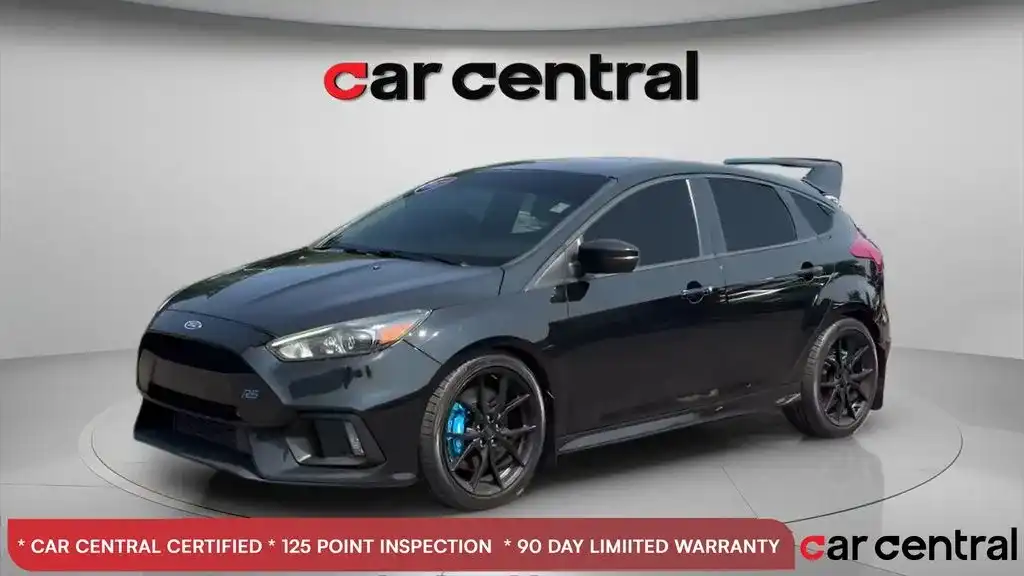 2017 Ford Focus 5 Door Hatch RS's photo