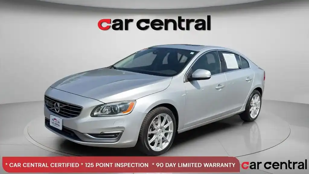 2017 Volvo S60 T5 AWD Inscription Platinum's photo