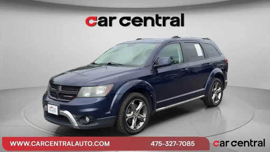 2017 Dodge Journey Crossroad FWD Plus's photo