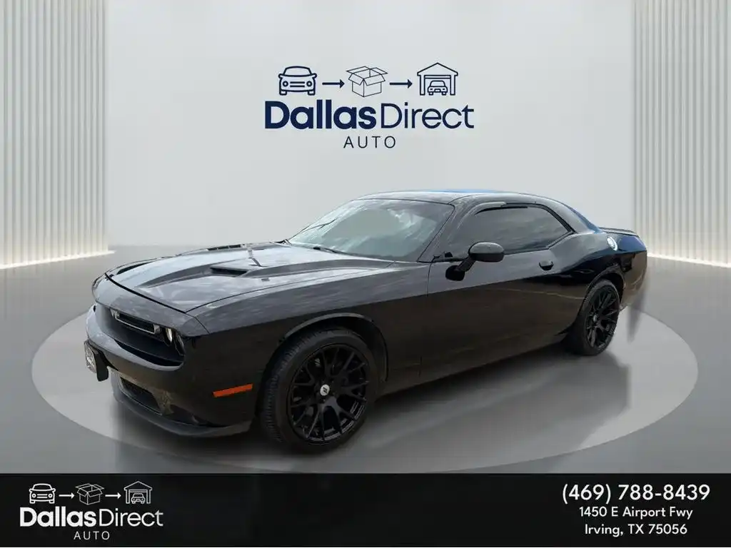 2018 Dodge Challenger SXT's photo
