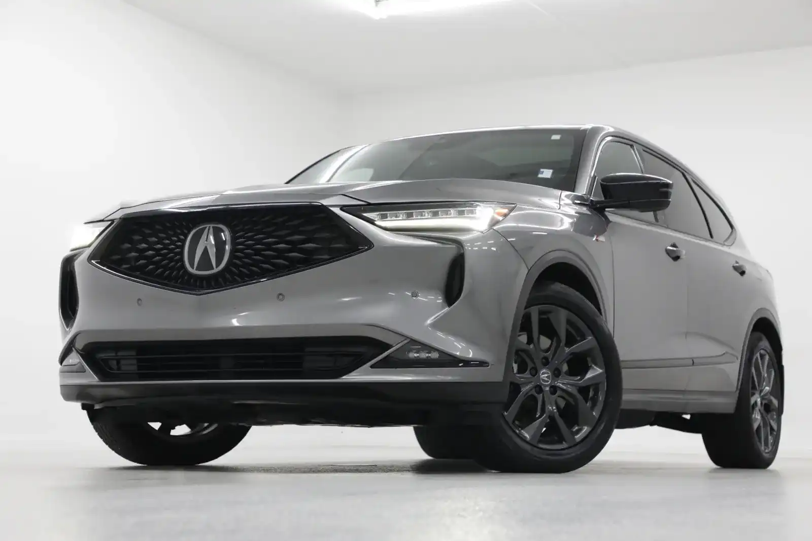 2022 Acura MDX SH-AWD A-Spec Package's photo