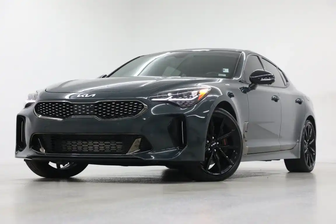 2023 Kia Stinger GT2 AWD's photo