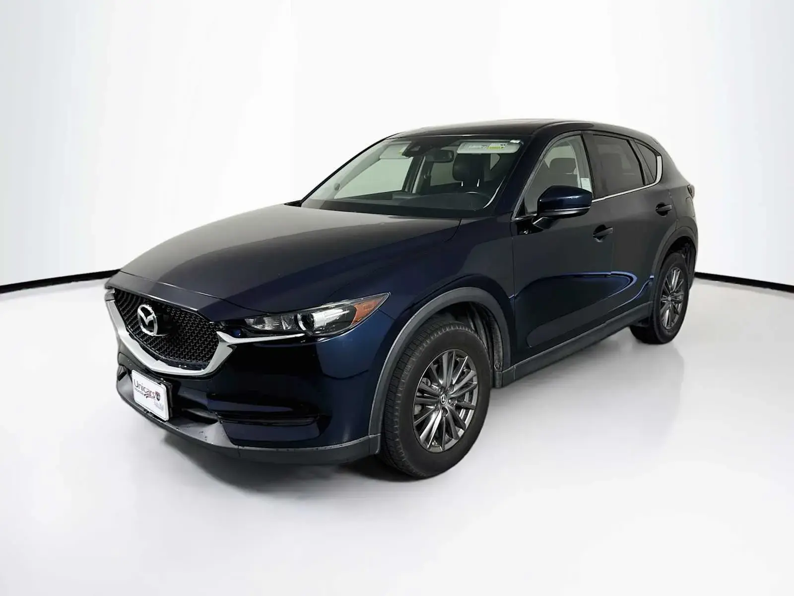 2017 Mazda CX-5 Touring auto photo 3