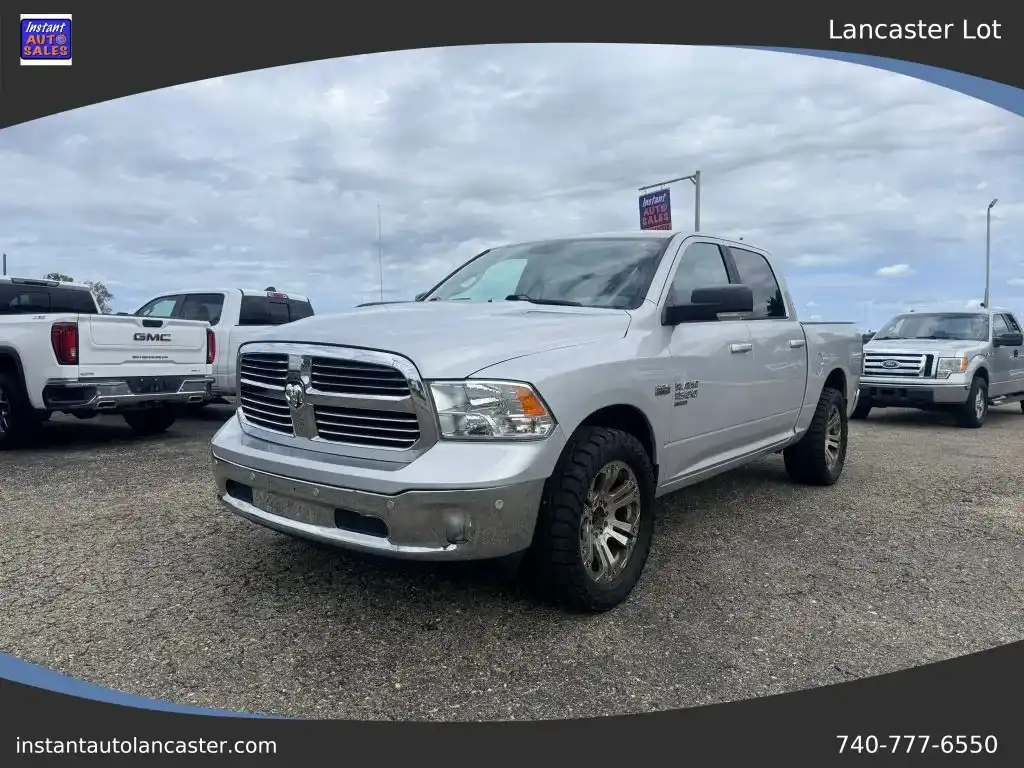 2019 RAM 1500 Classic Big Horn 4WD Crew Cab 5'7's photo