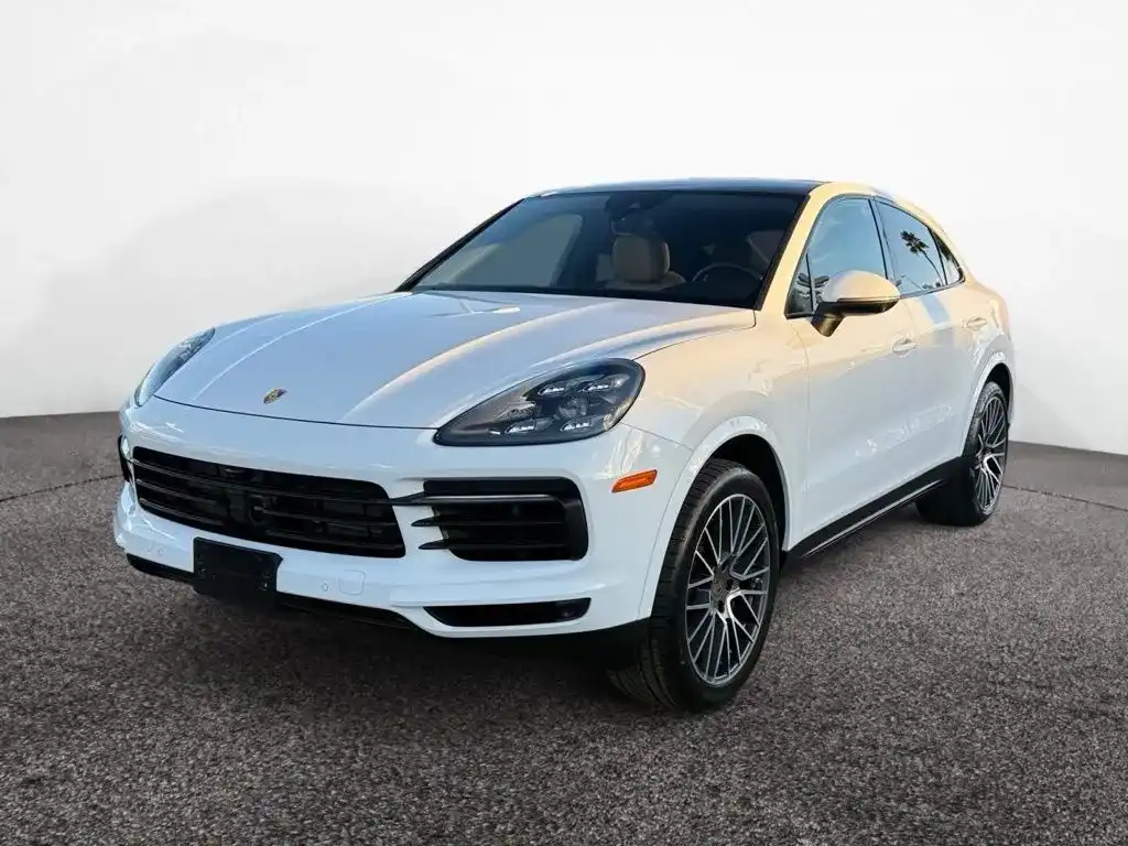 2021 Porsche Cayenne Base's photo