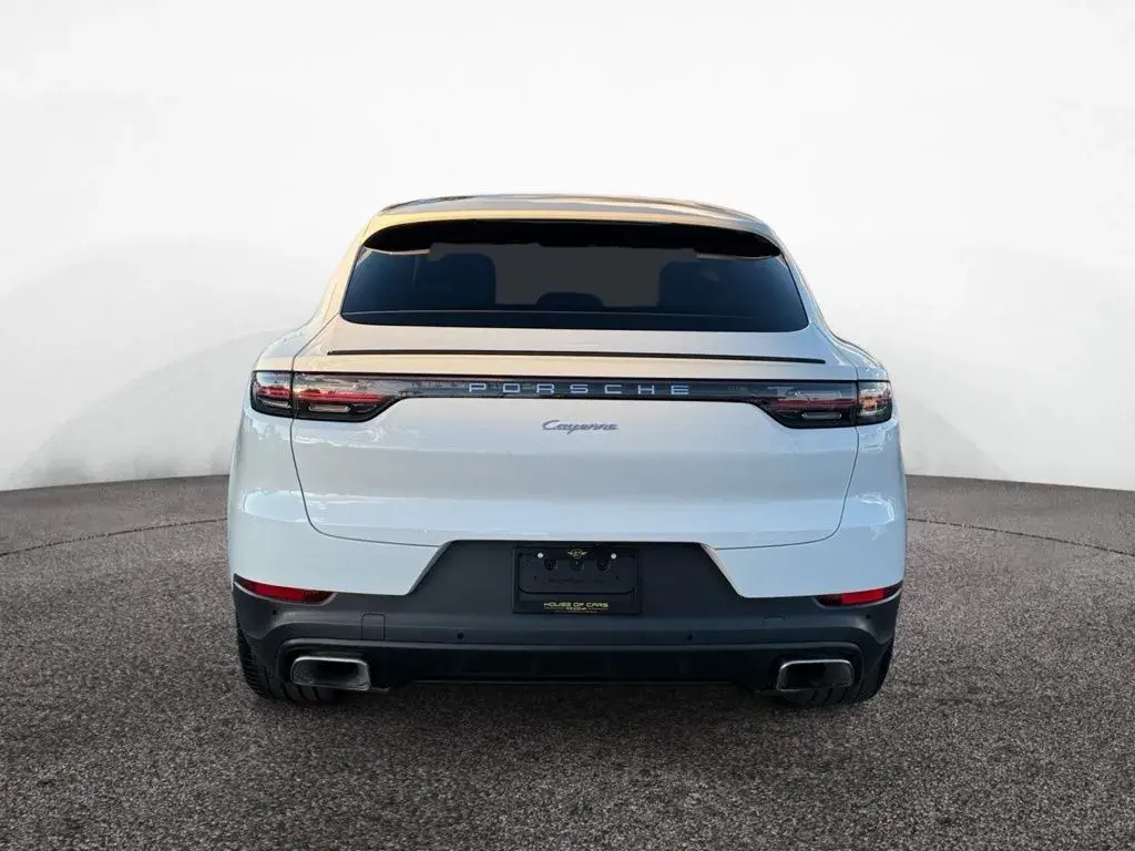 2021 Porsche Cayenne Base photo 4