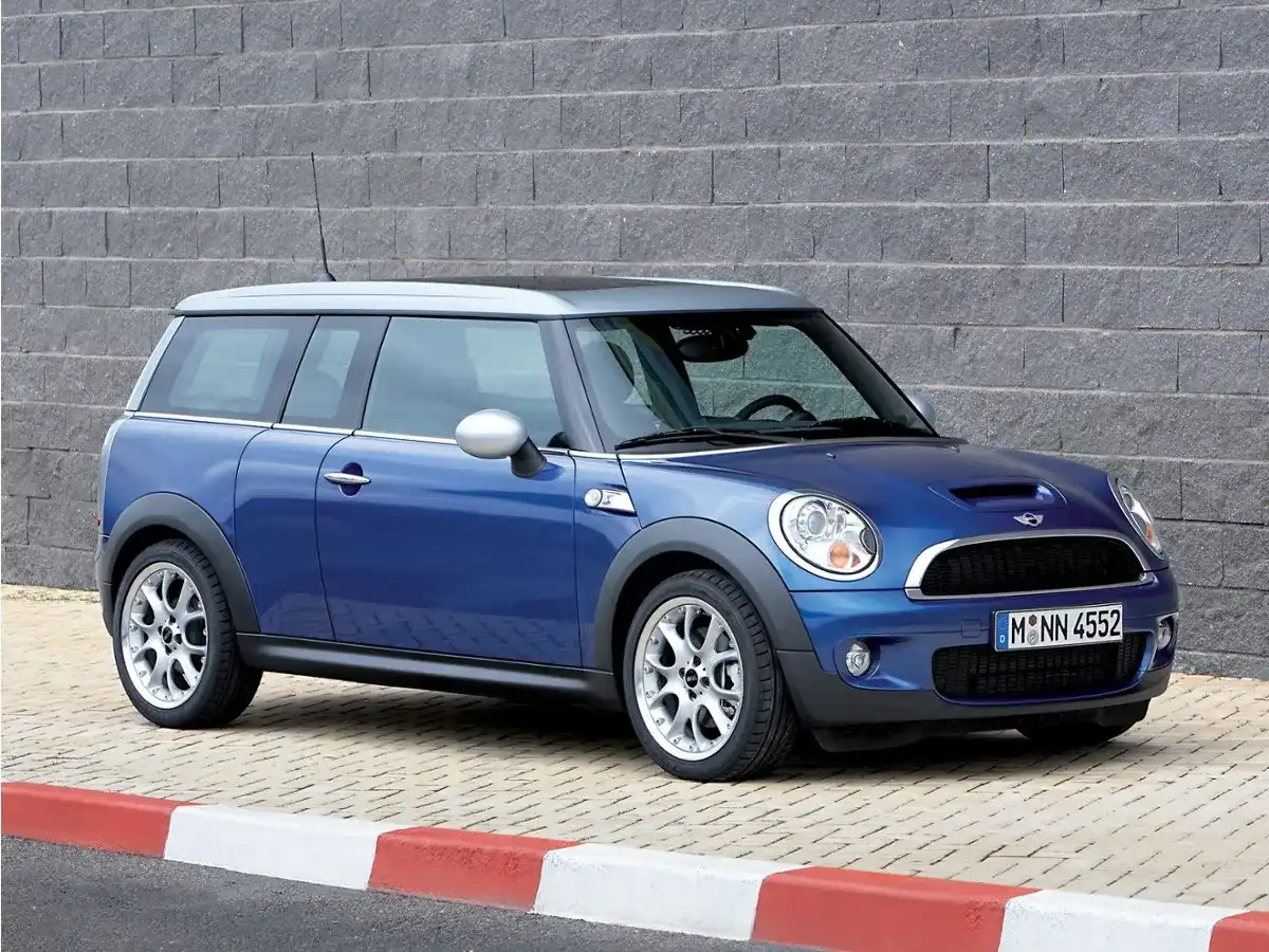2008 MINI Cooper Clubman S's photo