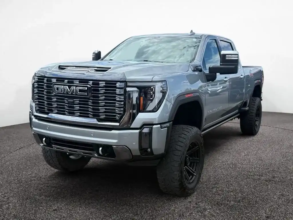 2024 GMC Sierra 4WD Crew Cab Long Box Denali Ultimate's photo