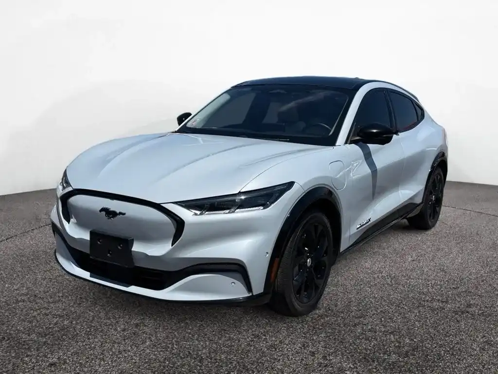 2023 Ford Mustang-Mach-e Premium's photo