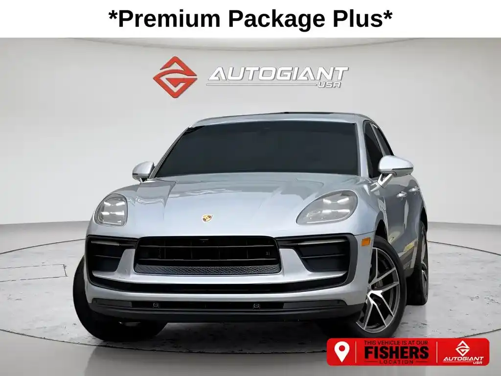 2022 Porsche Macan Base's photo