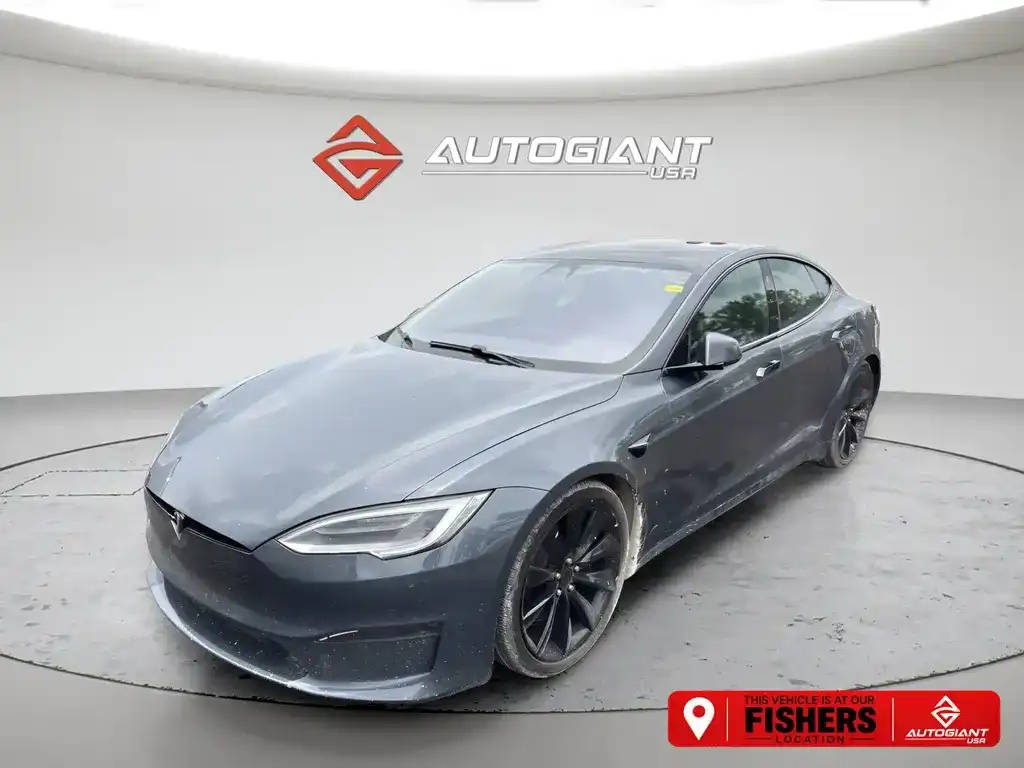 2022 Tesla Model S Base's photo