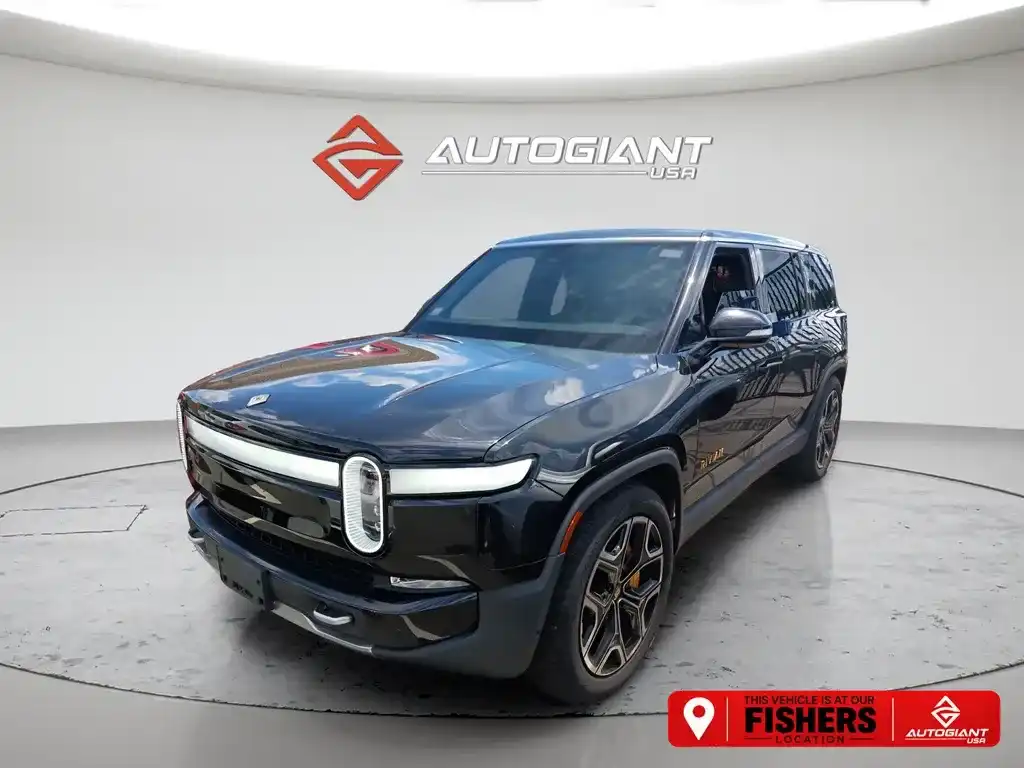 2023 Rivian R1S Adventure Quad-Motor Large Pack's photo