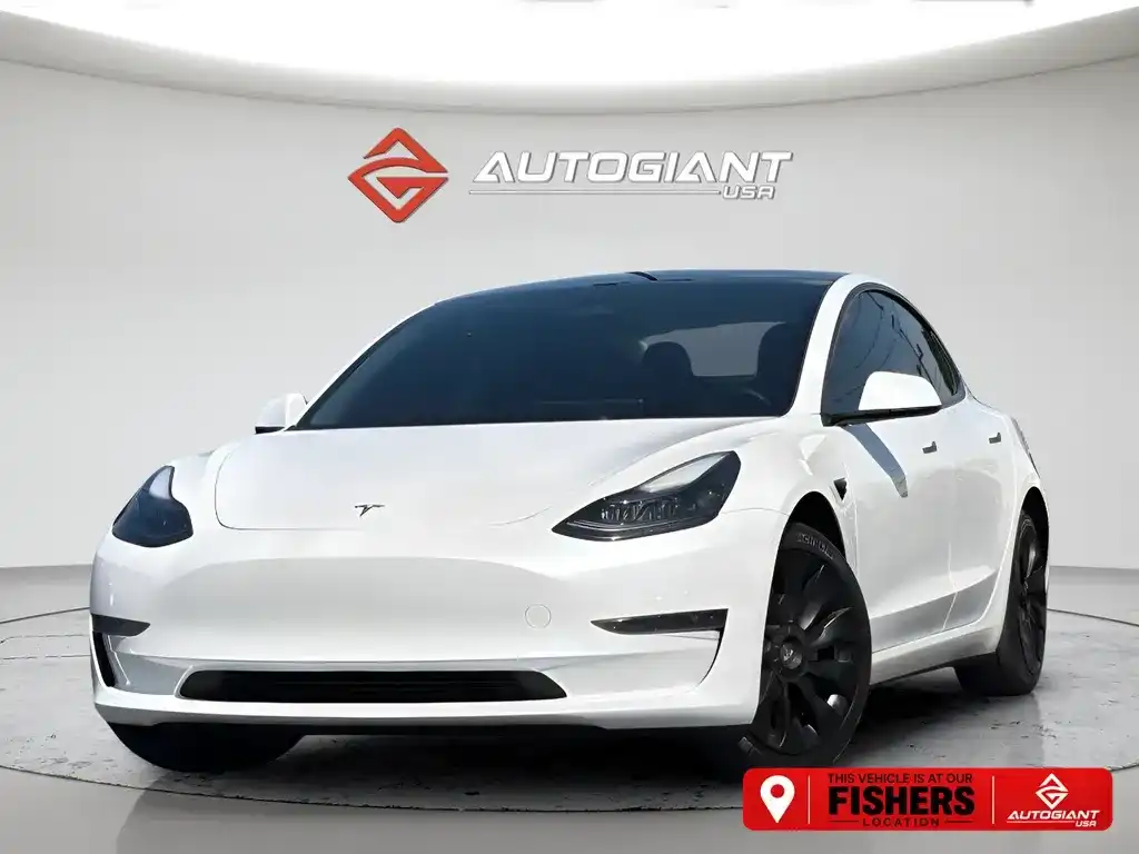 2023 Tesla Model 3 Base's photo