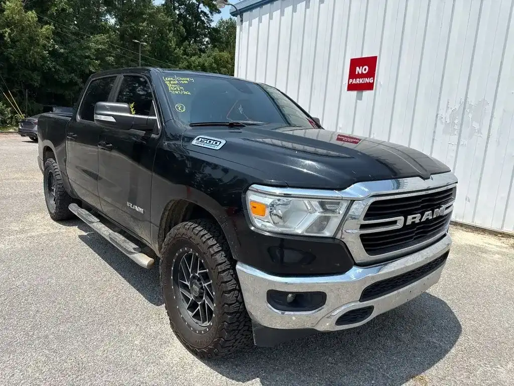 2021 RAM 1500 Big Horn/Lone Star Crew Cab 5'7's photo