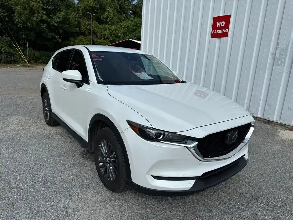 2021 Mazda CX-5 Touring Auto's photo