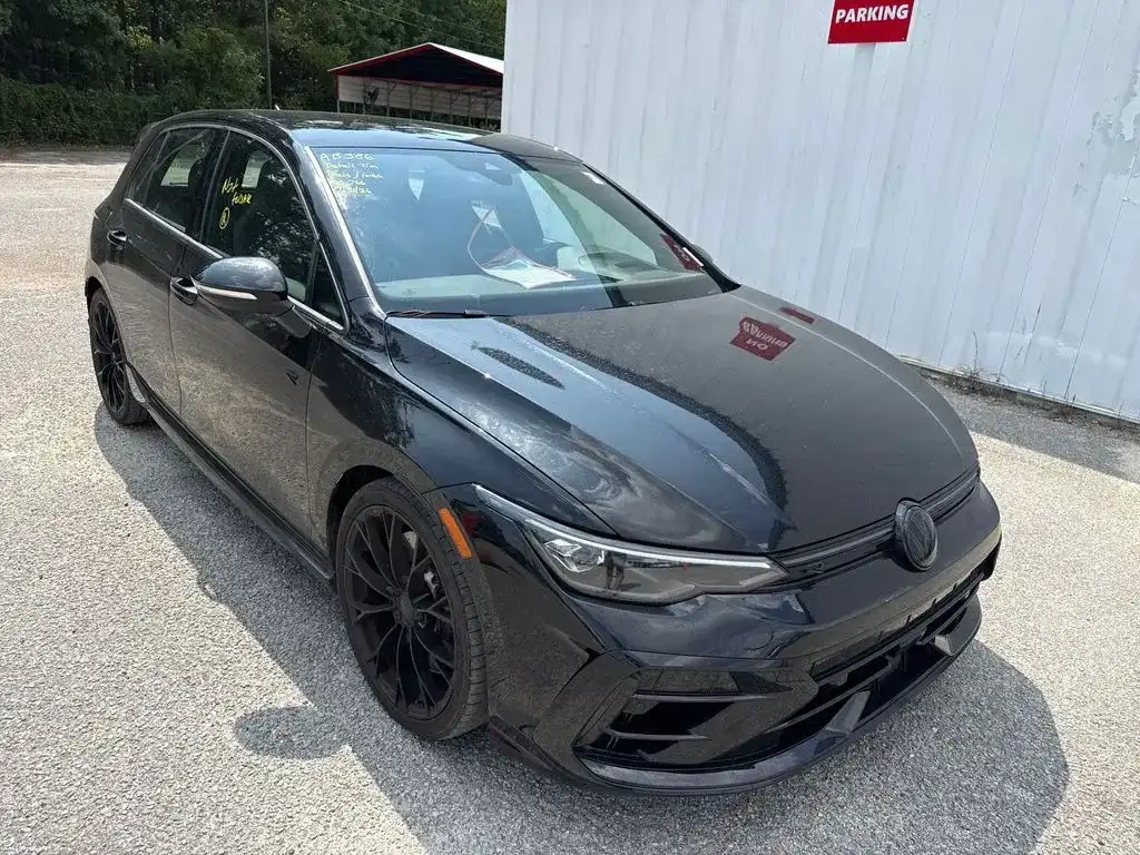2025 Volkswagen Golf R Golf R Black Edition 4-door DSG's photo