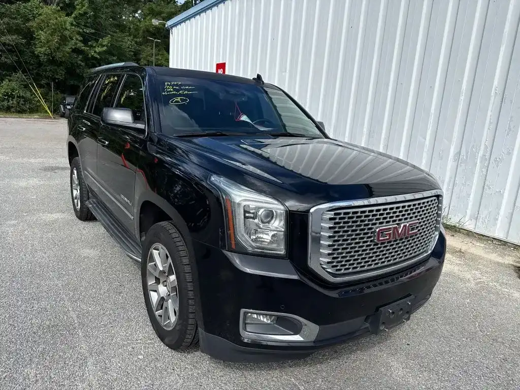 2017 GMC Yukon 2WD Denali's photo