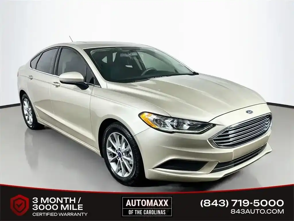 2017 Ford Fusion SE FWD's photo