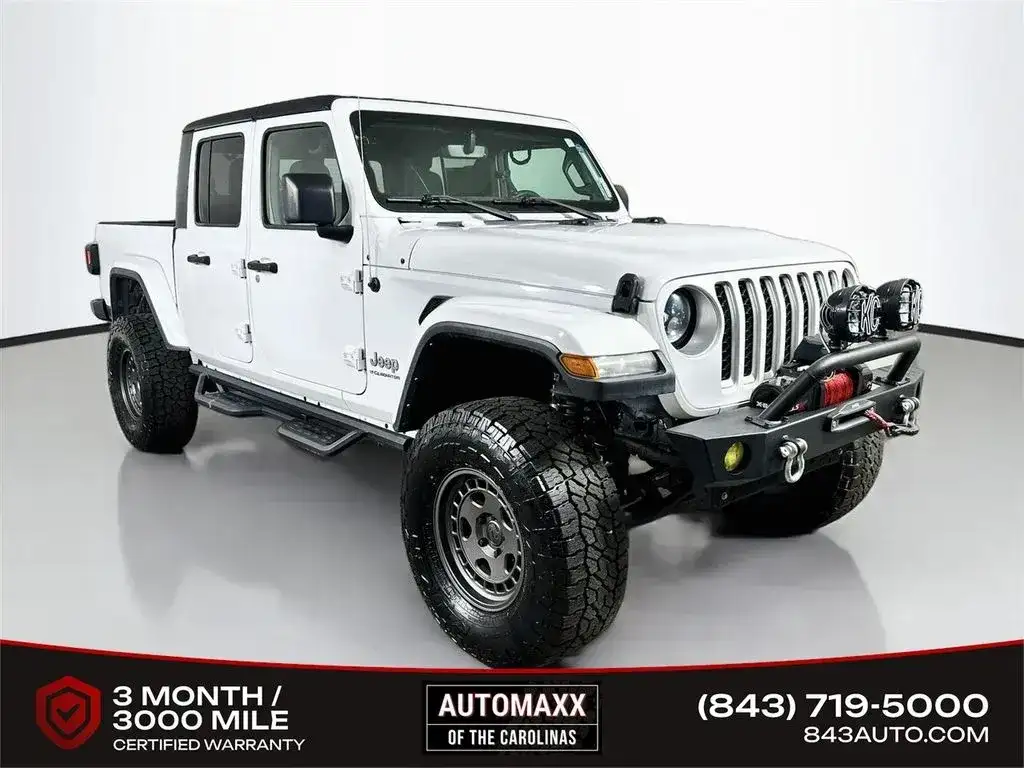 2023 Jeep Gladiator Overland's photo