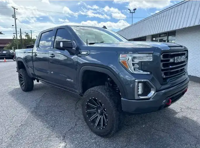 2021 GMC Sierra AT4 4WD Crew Cab Standard Box's photo
