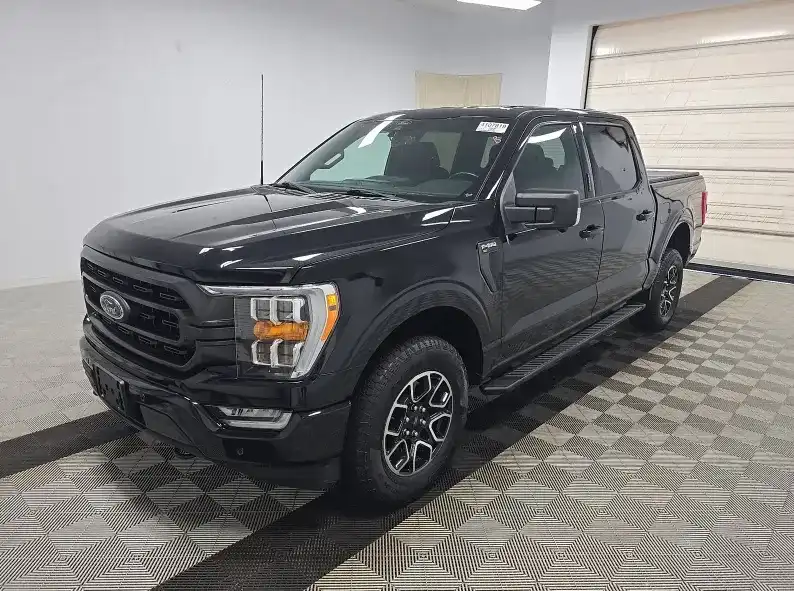 2022 Ford F-150 XLT 4WD SuperCrew 5-1/2' Box's photo