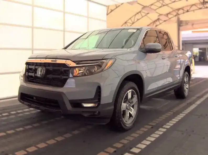 2025 Honda Ridgeline RTL AWD's photo