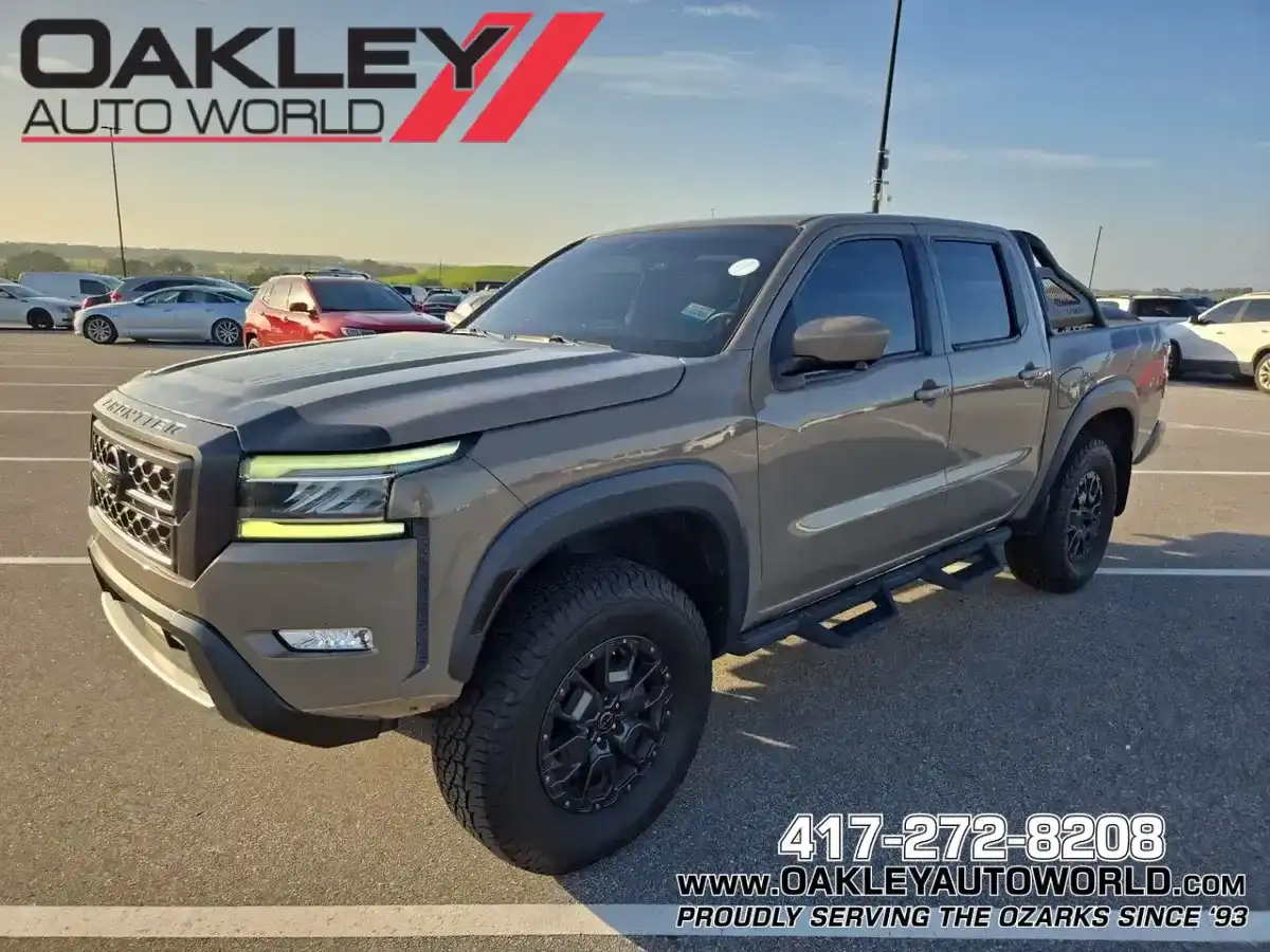 2022 Nissan Frontier PRO-4X Crew Cab 4X4's photo