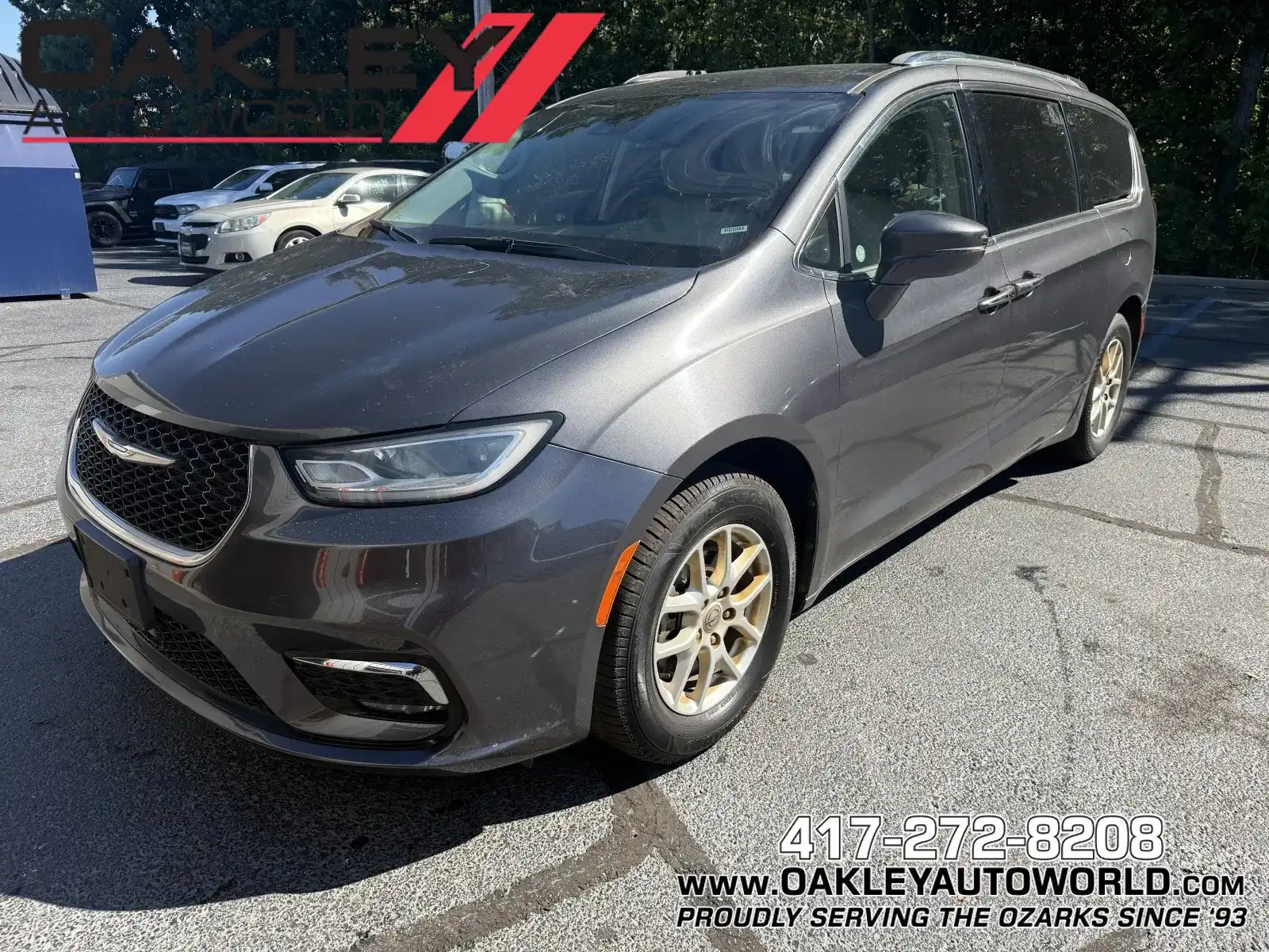 2021 Chrysler Pacifica Touring L's photo