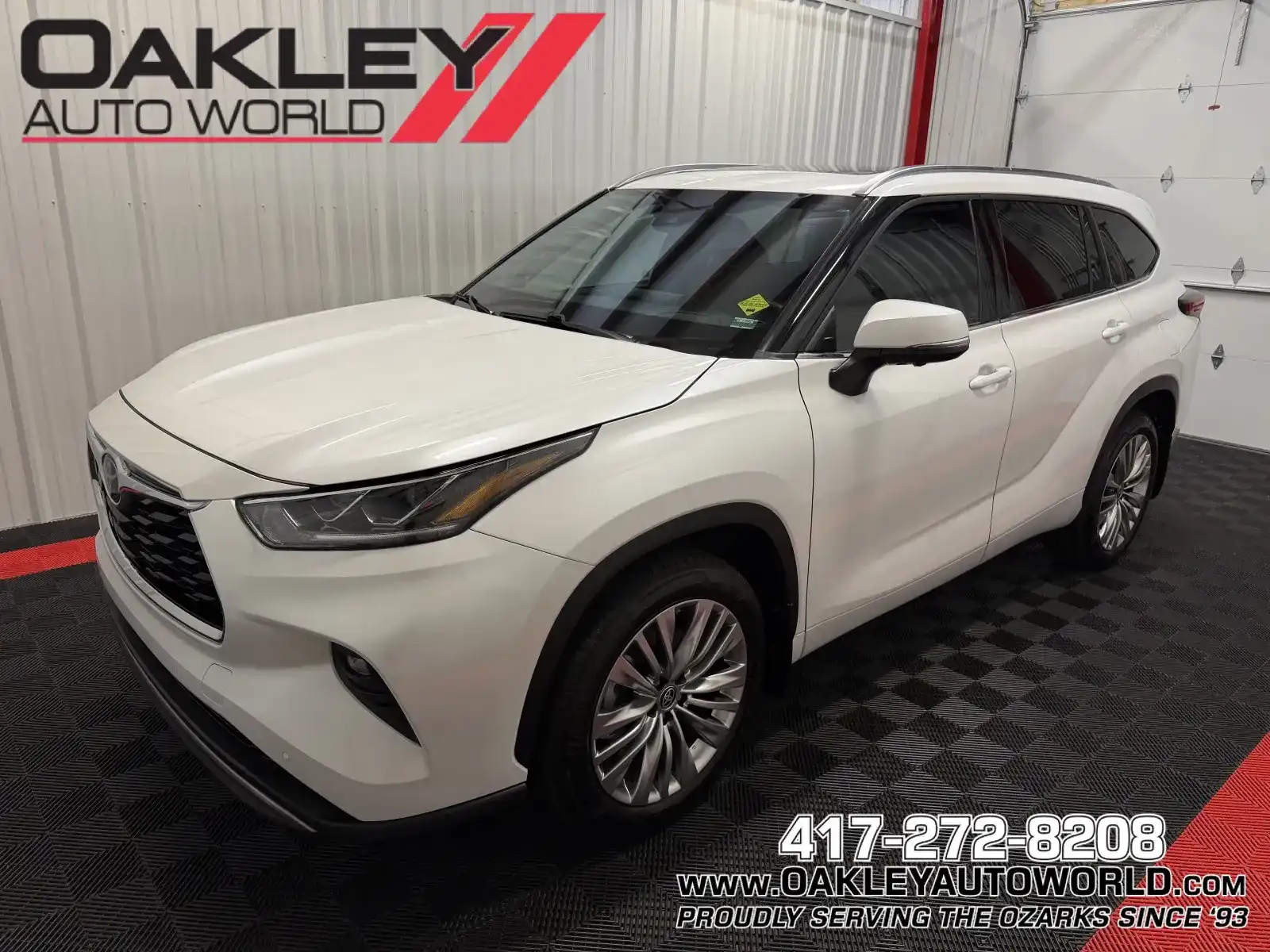 2023 Toyota Highlander Platinum FWD's photo